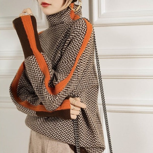 NOIR & ROSE | Rollkragenpullover mit auffälligen Kontraststreifen